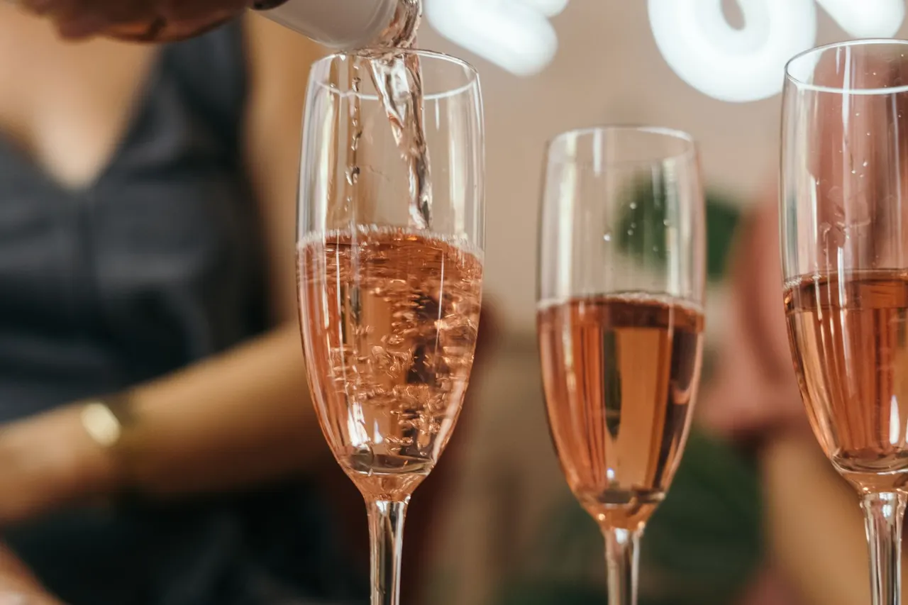 Champagne rosé : élaboration, styles et accords